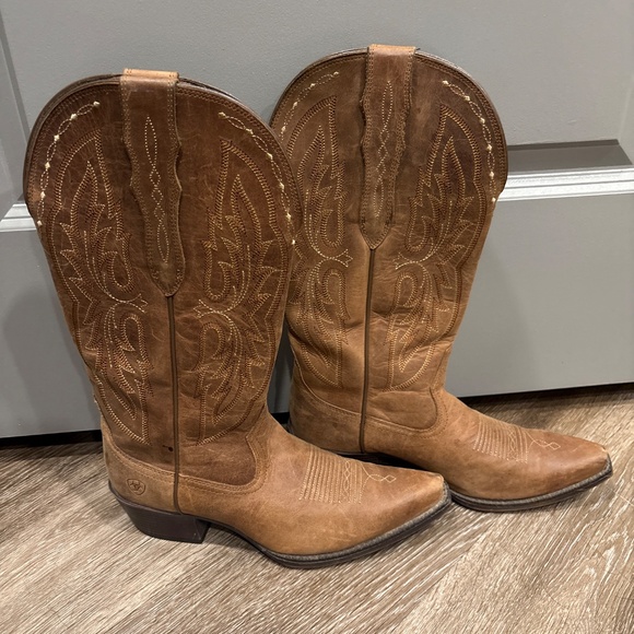 Cowgirl boots - Picture 2 of 4